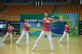 杰曼半场分球中路 周琦扛着胡金秋上篮