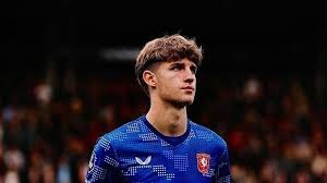 《超进化物语2》半周年版本即将上线，全新活动让怪兽变巨物！