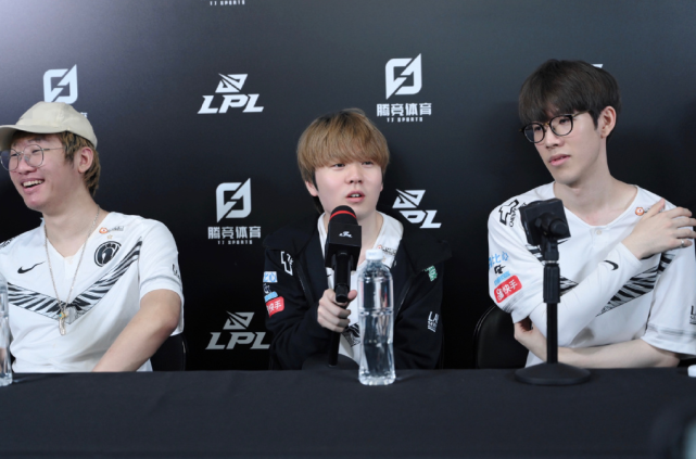 还需要抗压 还需要抗压