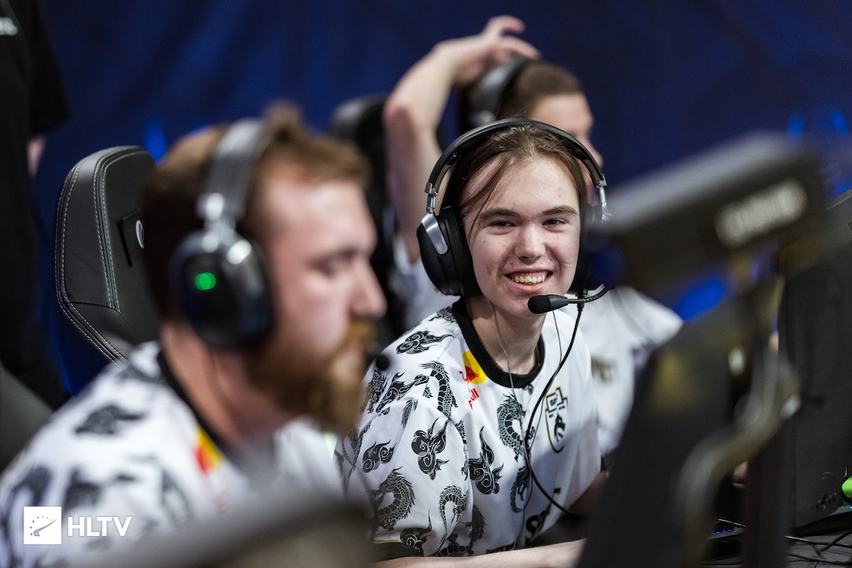 次礼仪性的 次礼仪性的